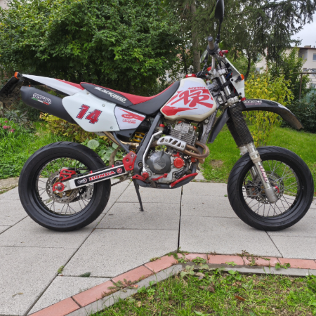 XR400